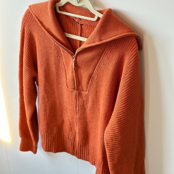 MOTF Orange Sweater (BNWT) - Picture 1 of 2